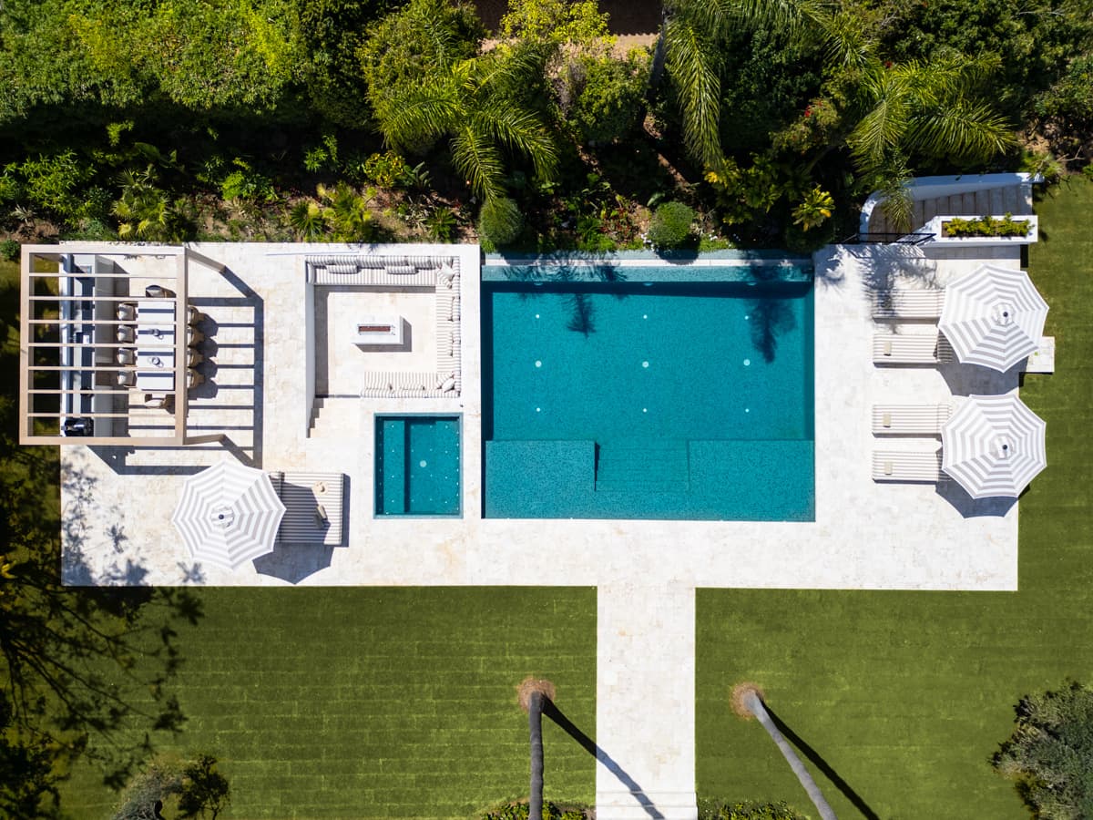 Villa in Marbella photo 1