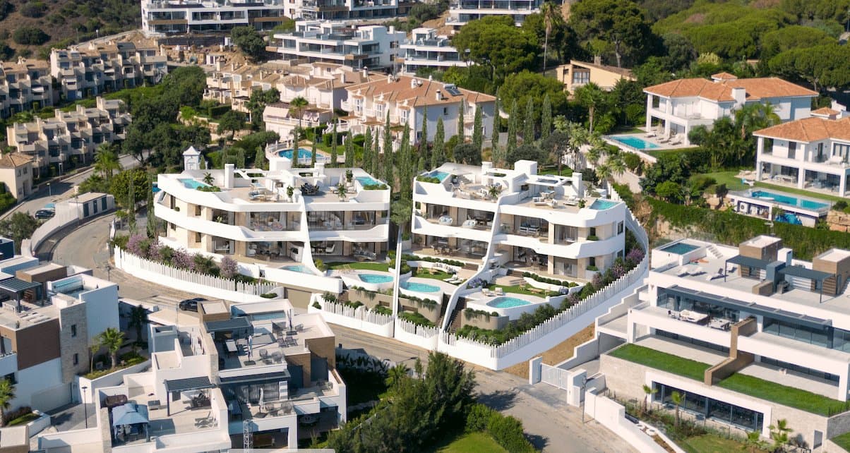 Townhouse in Artola photo 1